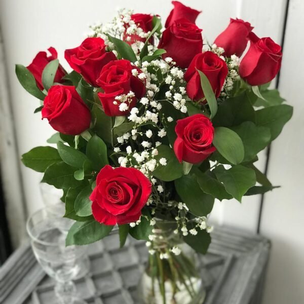 Send 12 Luxury Red Roses Internationally | Romance Roses