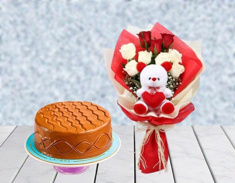 Fresh Cake and Flowers Bouquet Gift Combo