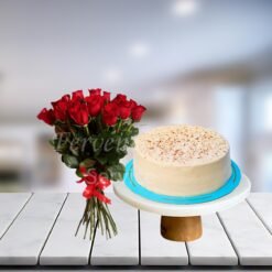 Layers Coffee Cake With Red Roses Bouquet