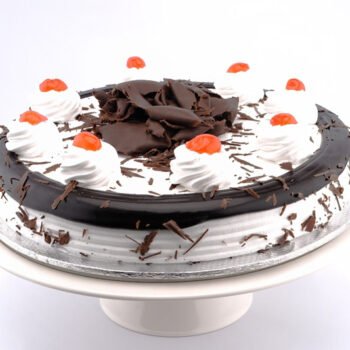 2lbs Lite Sponge Blackforest Cake From Tehzeeb Bakers